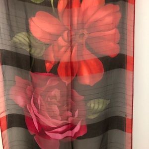 100% polyester scarf